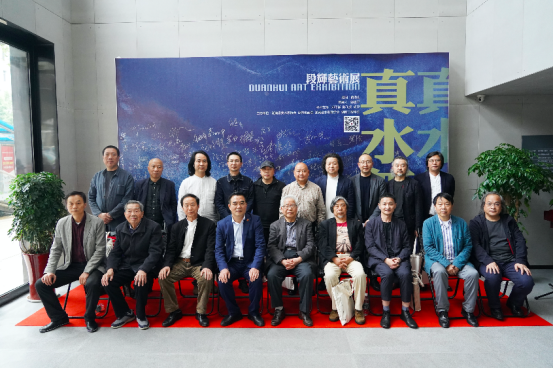 说明: //news.yhanimes.com/__local/0/12/78/953D7D3CF392BB10C41266FC35A_9BC99E7D_C7875.png