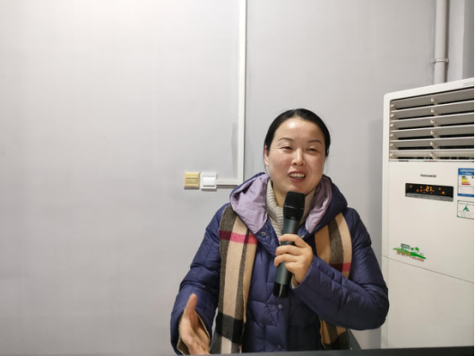 说明: //news.yhanimes.com/__local/A/46/EA/F3C3483C5B34A33256FBFB8353D_AE11455B_CDEDE.png